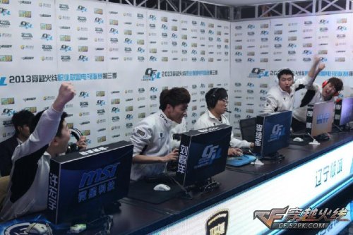 身体对抗上 身体对抗上